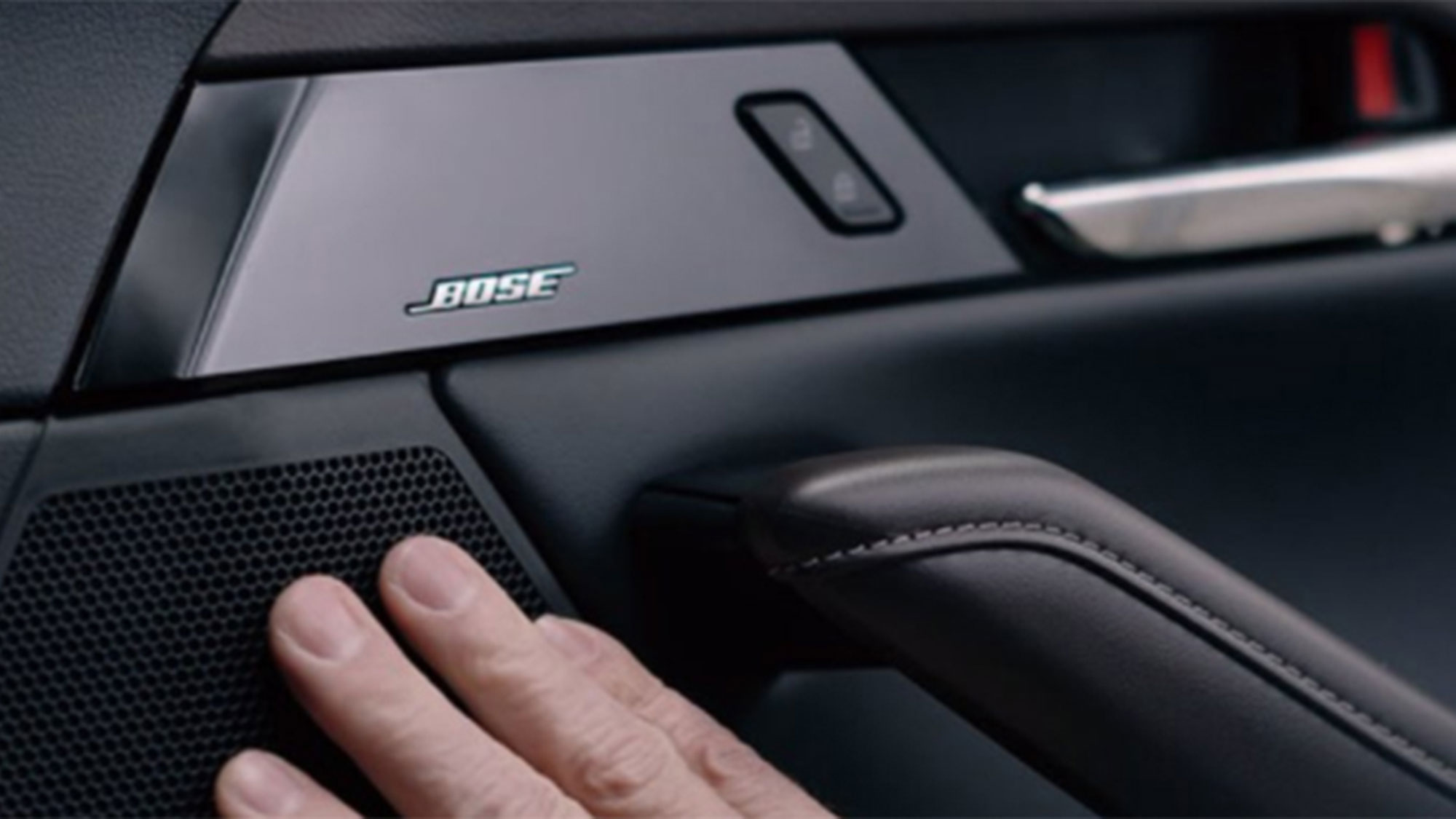 30 Jahre Mazda und Bose